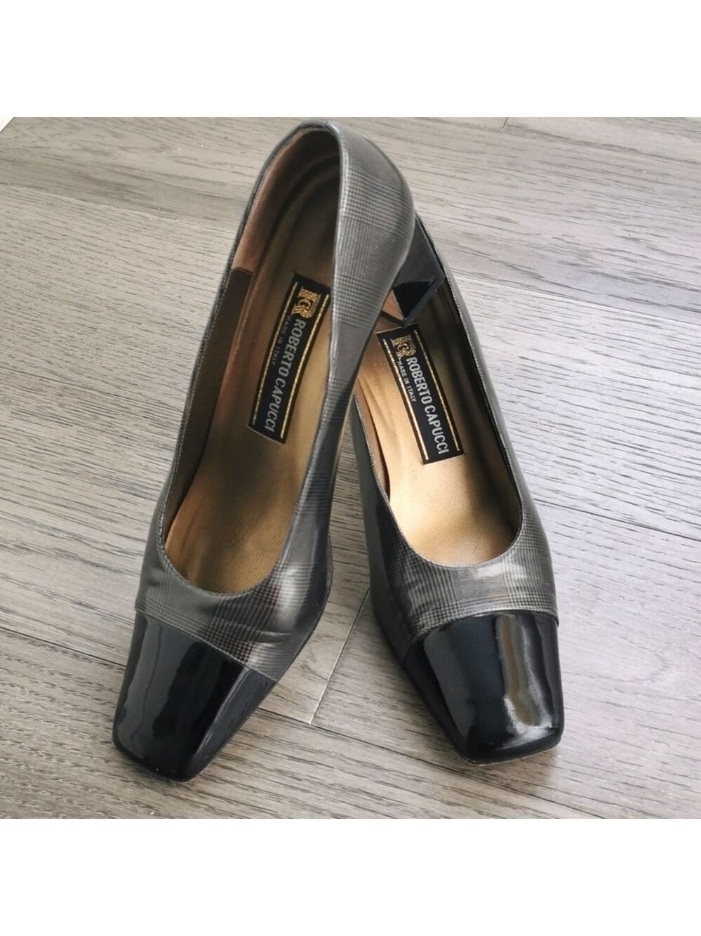 Roberto Capucci Italian shoes. Size 10B. EUC